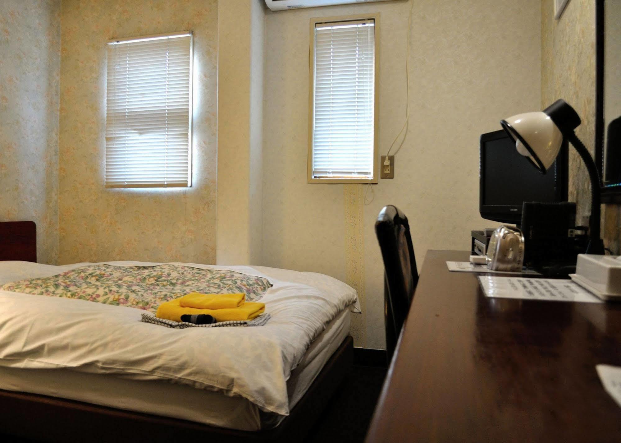 Kochi Sakura Hotel Экстерьер фото